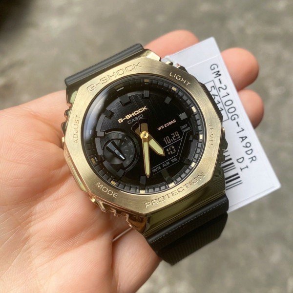 G Shock Gm2100 GOLD & BLACK Gold with black belt