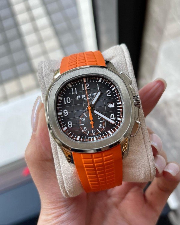 PATEK PHILLIPE AQUANAUT (AUTOMATIC)