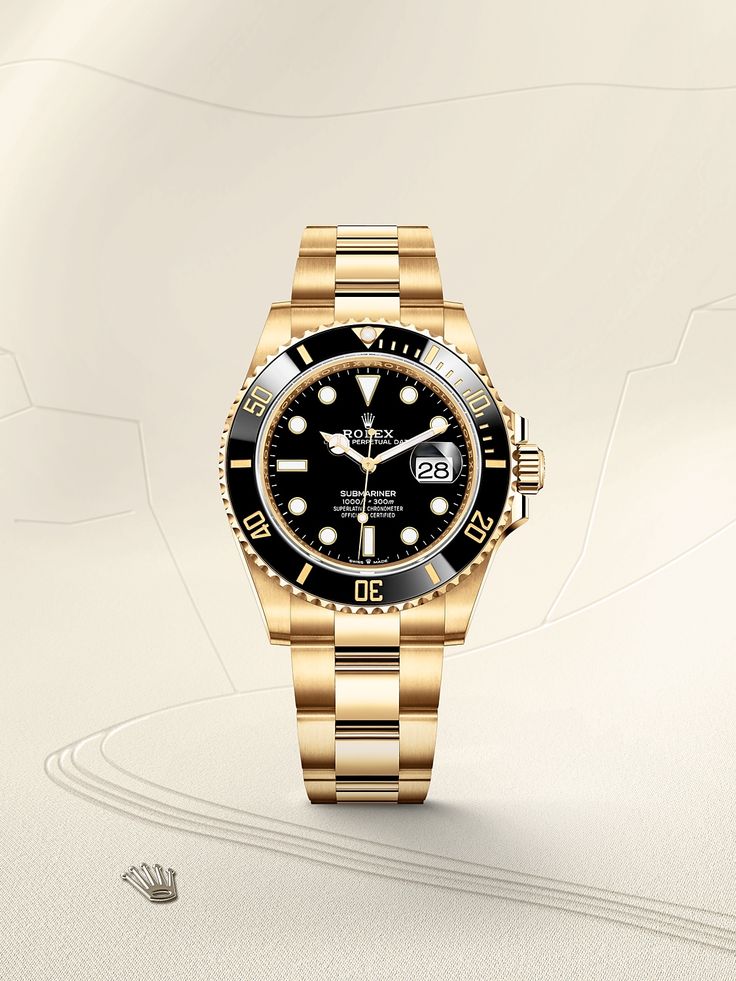Rolex Submariner black Dial gold belt (quartz)