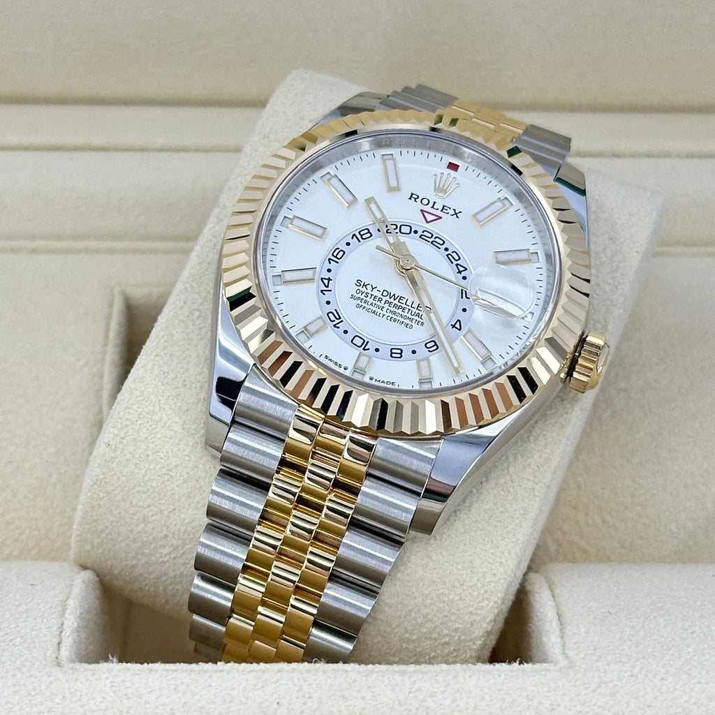 Rolex Sky-Dweller silver Dial With dual tone jublee belt (cell model)