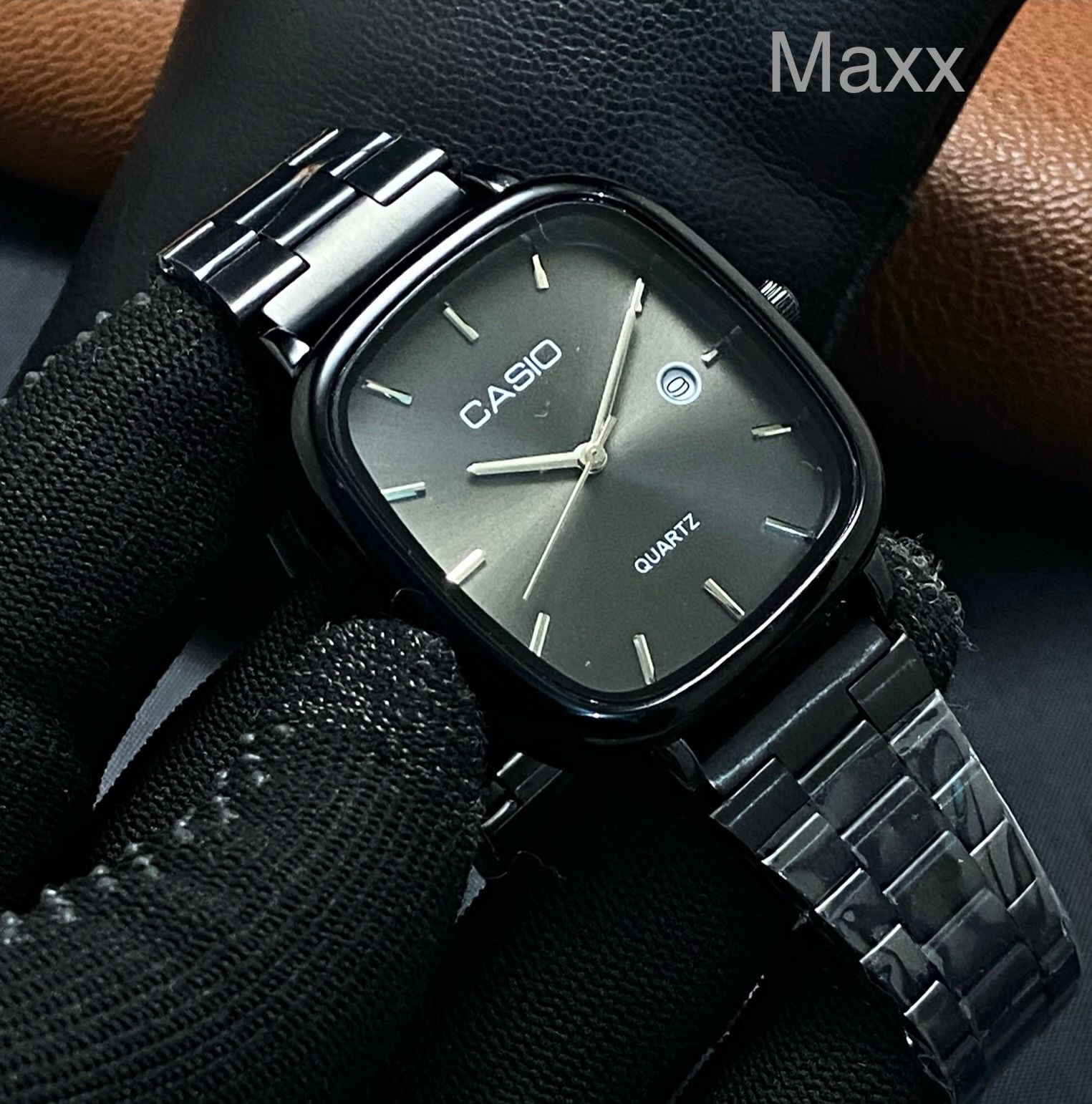 Casio vintage full black