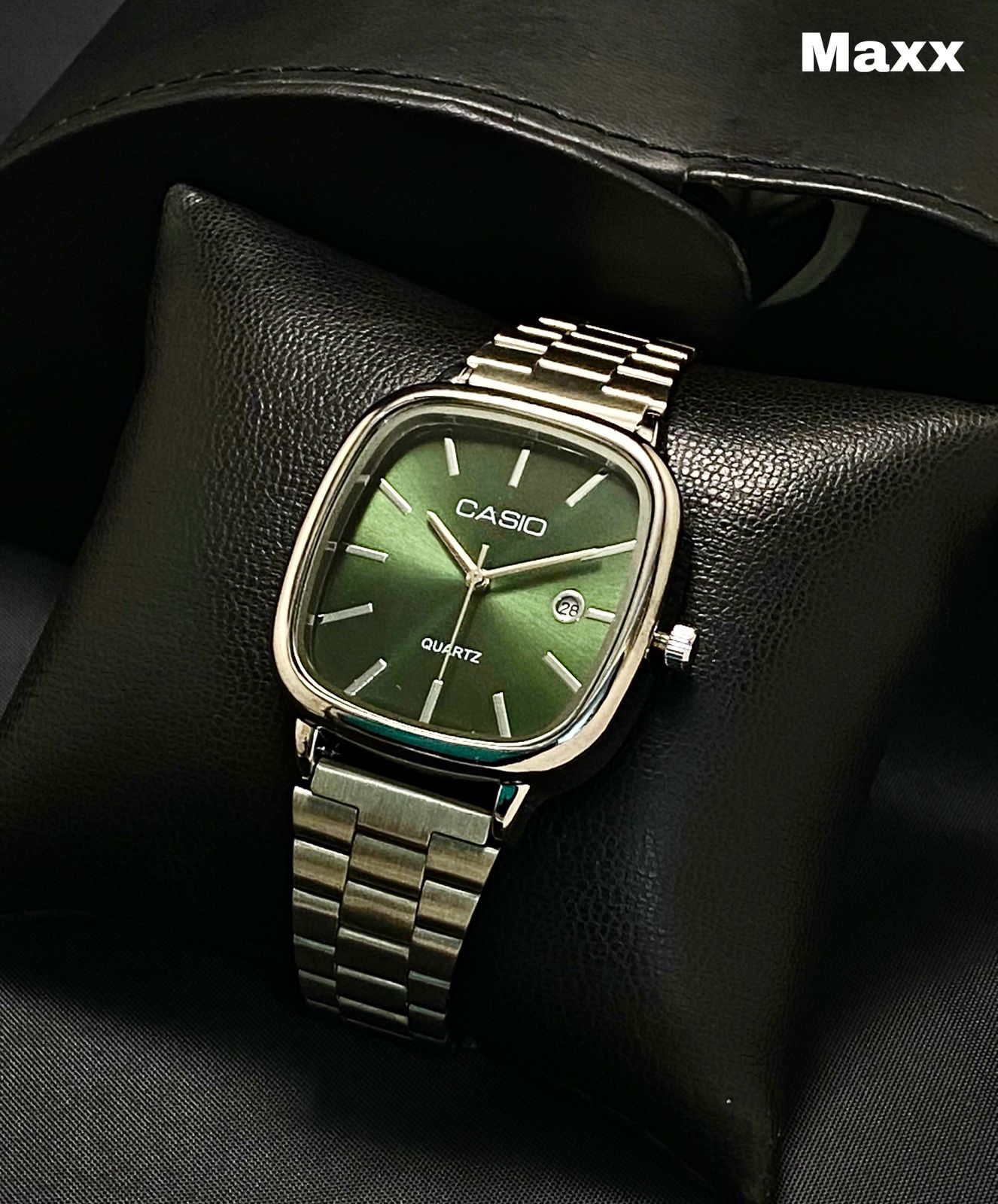 Casio vintage silver green