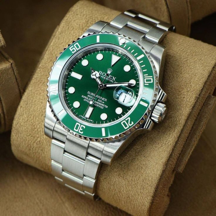 Rolex submariner green silver (cell model)